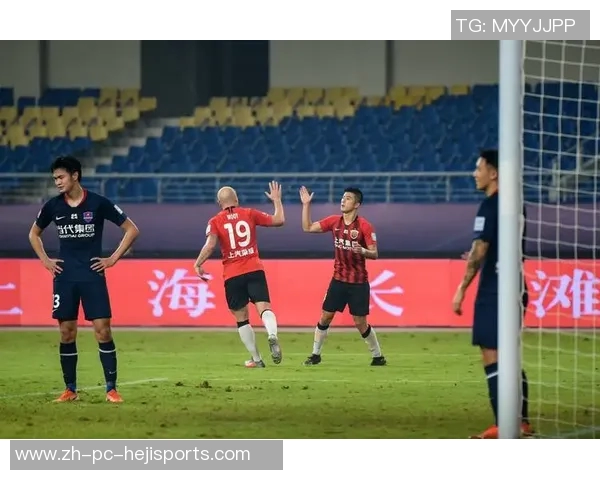 贵州恒丰迎战上海上港全力争胜展现球队实力与斗志